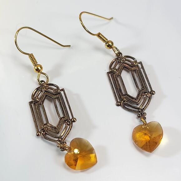 Vintage Geometric Heart Earrings, Amber Crystal Dangle, Gold-Plated Jewelry - Picture 6 of 10